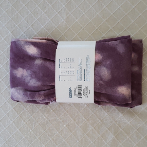 Old Navy High-Rise Cropped Leggings - Mauve Tie-Dye - Picture 4 of 6